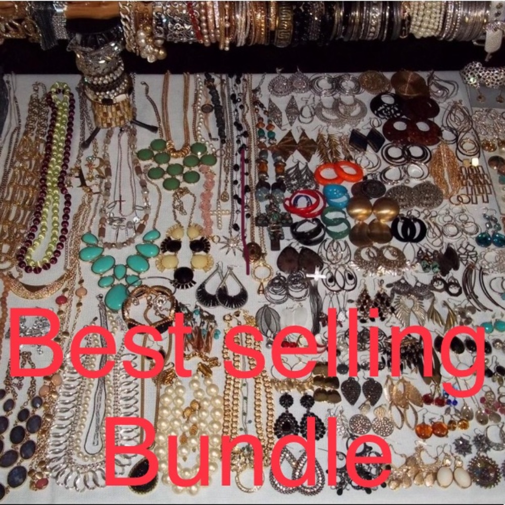 ‼️Last bundle ‼️50 Pcs Jewelry Lot grab bag.